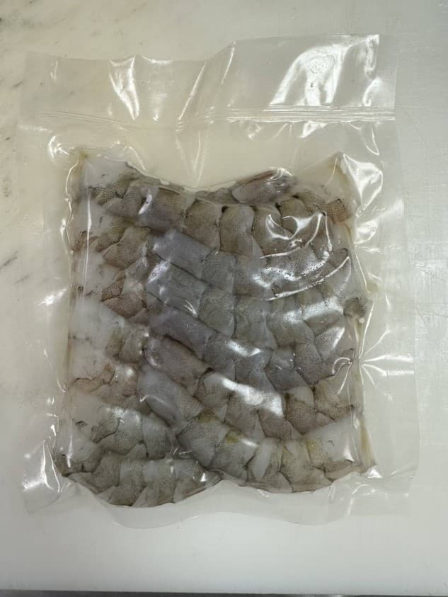 手剝大白蝦仁